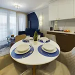 Stylowy W Centrum Gdyni 900 M Od Plazy By Renters *