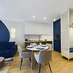 Stylowy W Centrum Gdyni 900 M Od Plazy By Renters Lägenhet