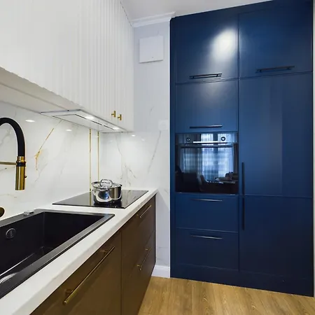 Stylowy W Centrum Gdyni 900 M Od Plazy By Renters Apartment Gdynia