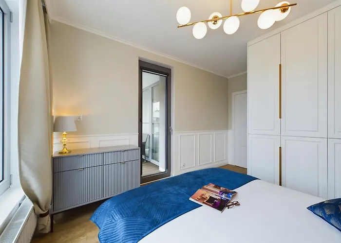 Stylowy W Centrum Gdyni 900 M Od Plazy By Renters Apartment