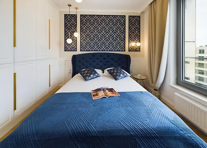 Apartment Stylowy W Centrum Gdyni 900 M Od Plazy By Renters