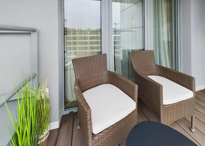 Stylowy W Centrum Gdyni 900 M Od Plazy By Renters * Gdynia